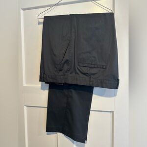 Men’s black Nike Golf pants